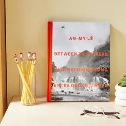 An-My Lê: Between Two Rivers - Hardcover