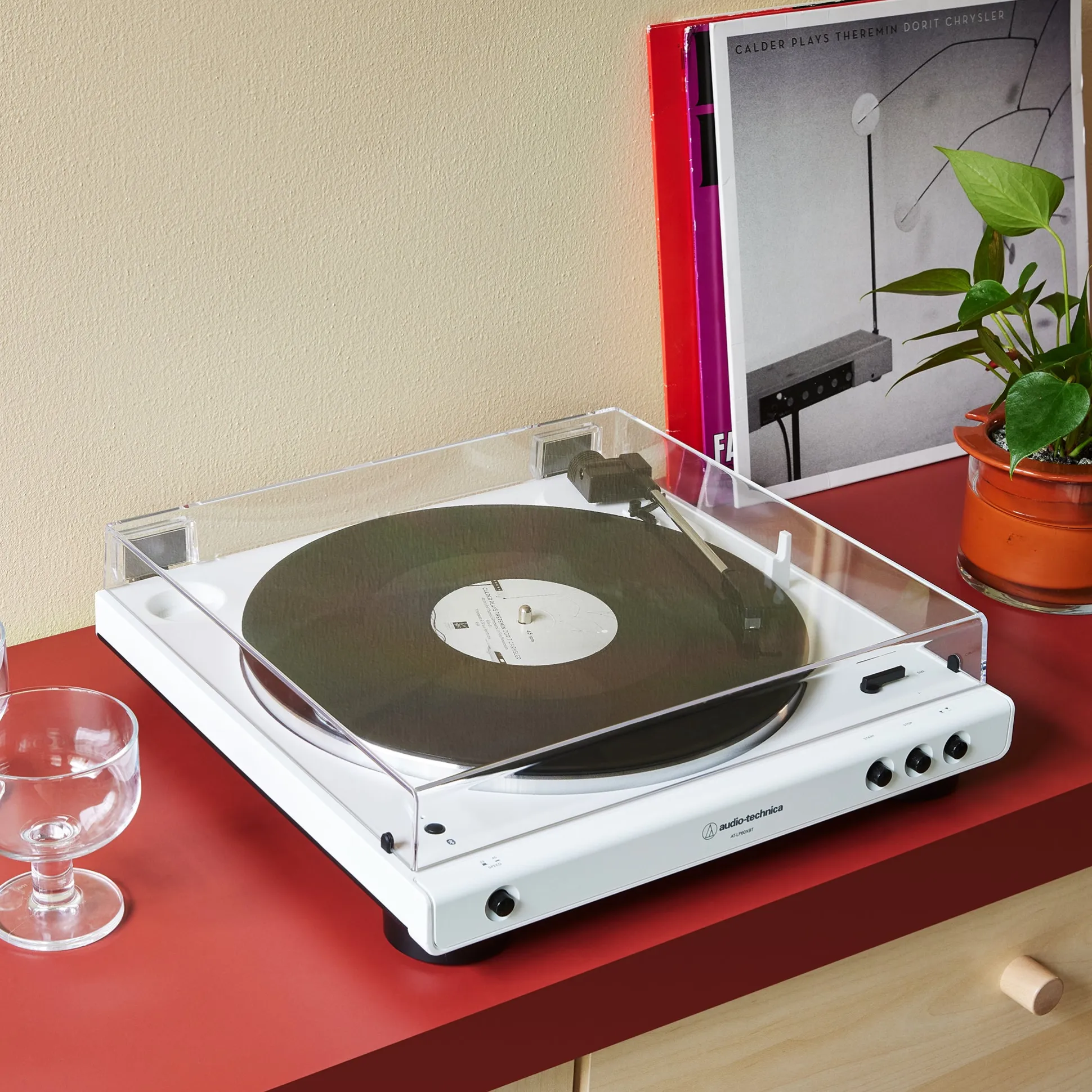 Audio-Technica AT-LP60XBT-WW Bluetooth Turntable