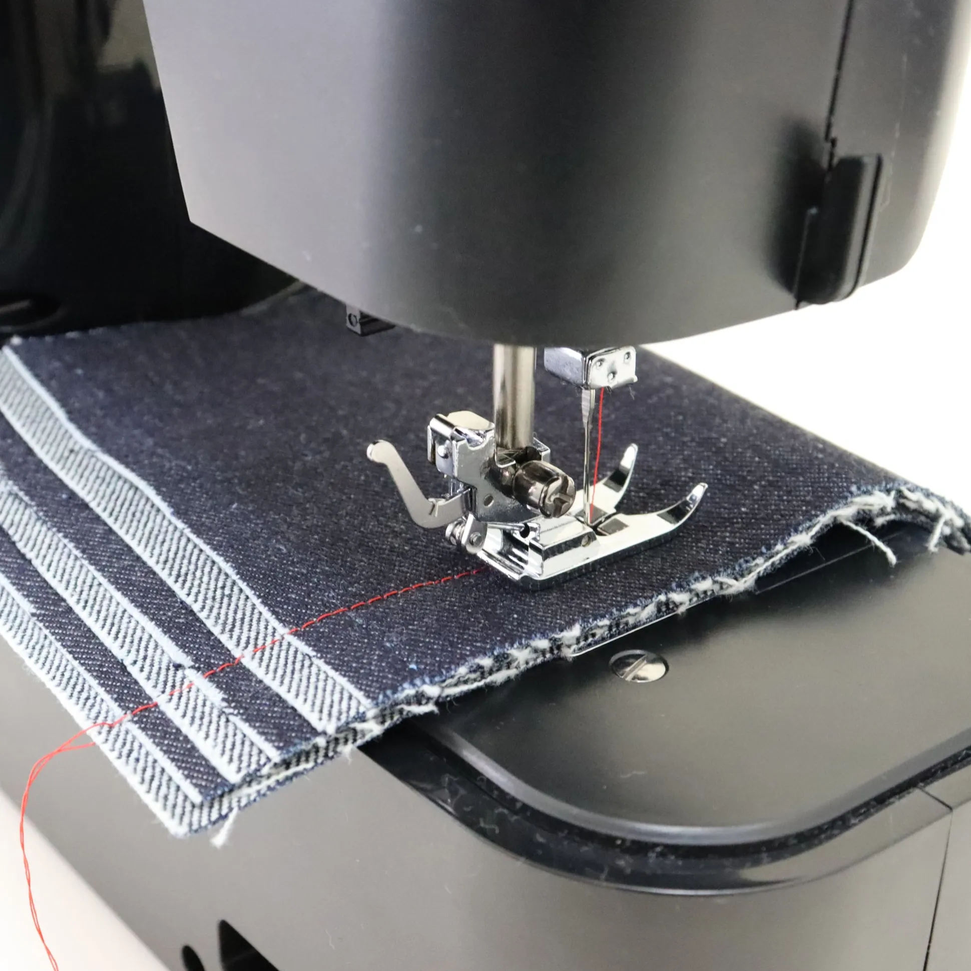 Axe Yamazaki Sewing Machine