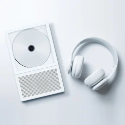 CD Player with Speaker CP2