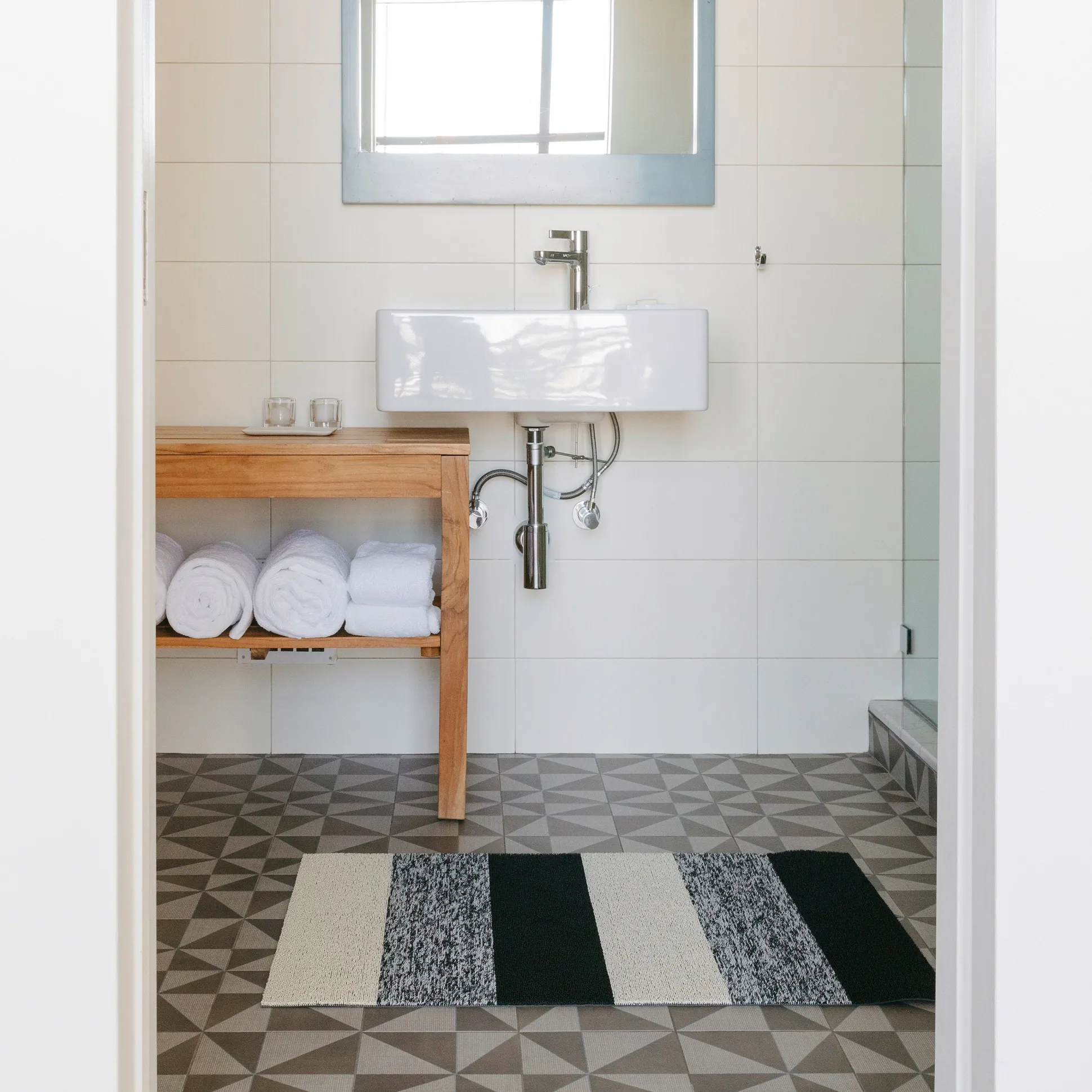 Chilewich Marbled Stripe Shag Floormat