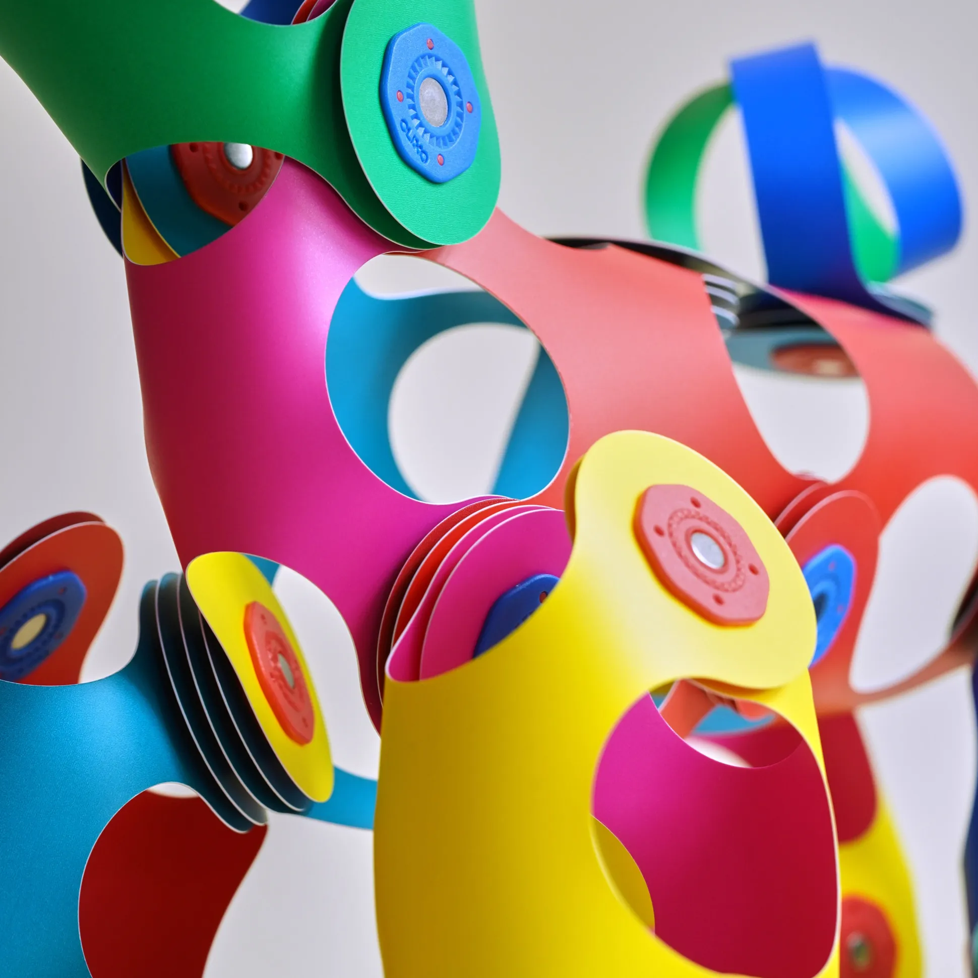 Clixo Rainbow Magnetic Construction Set