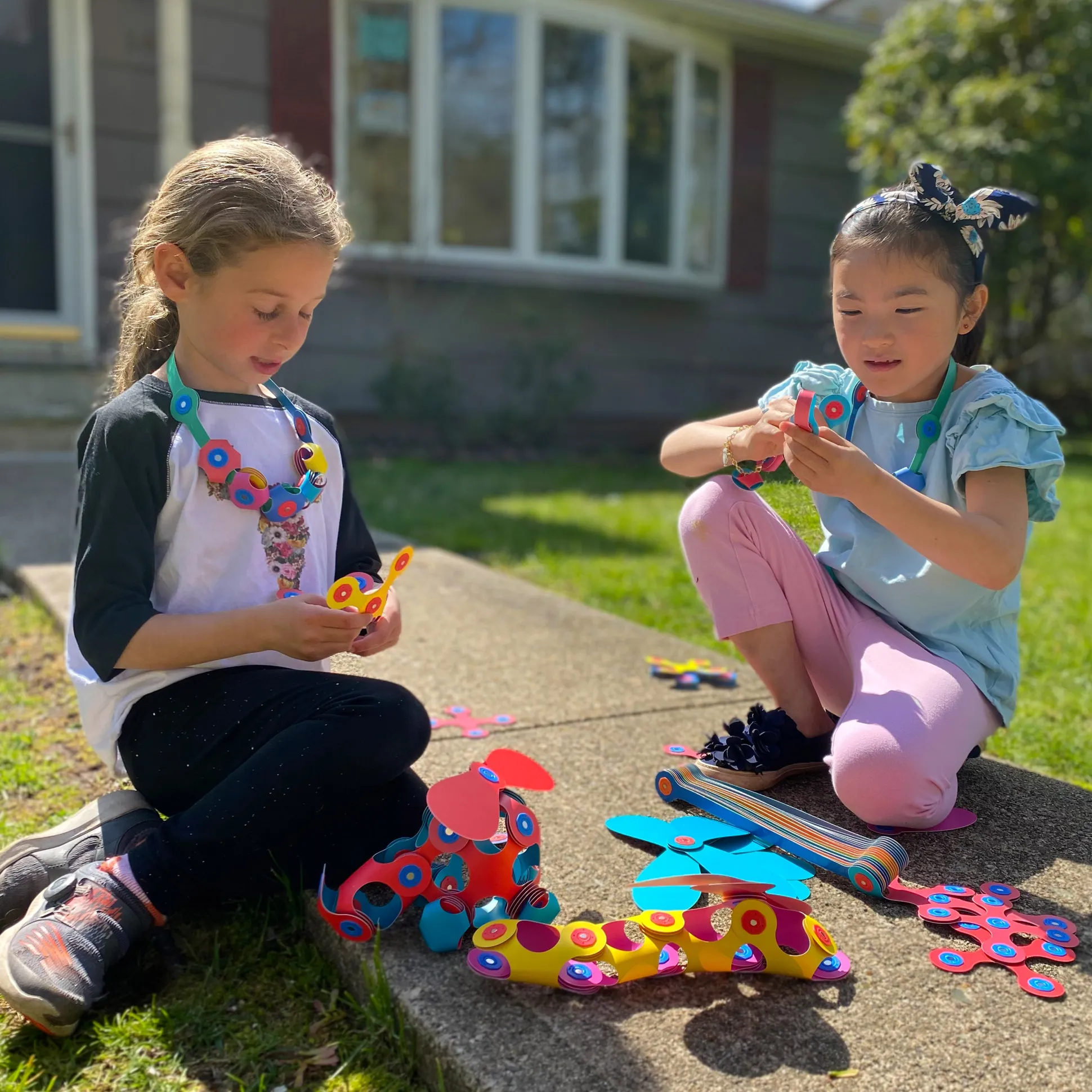 Clixo Rainbow Magnetic Construction Set