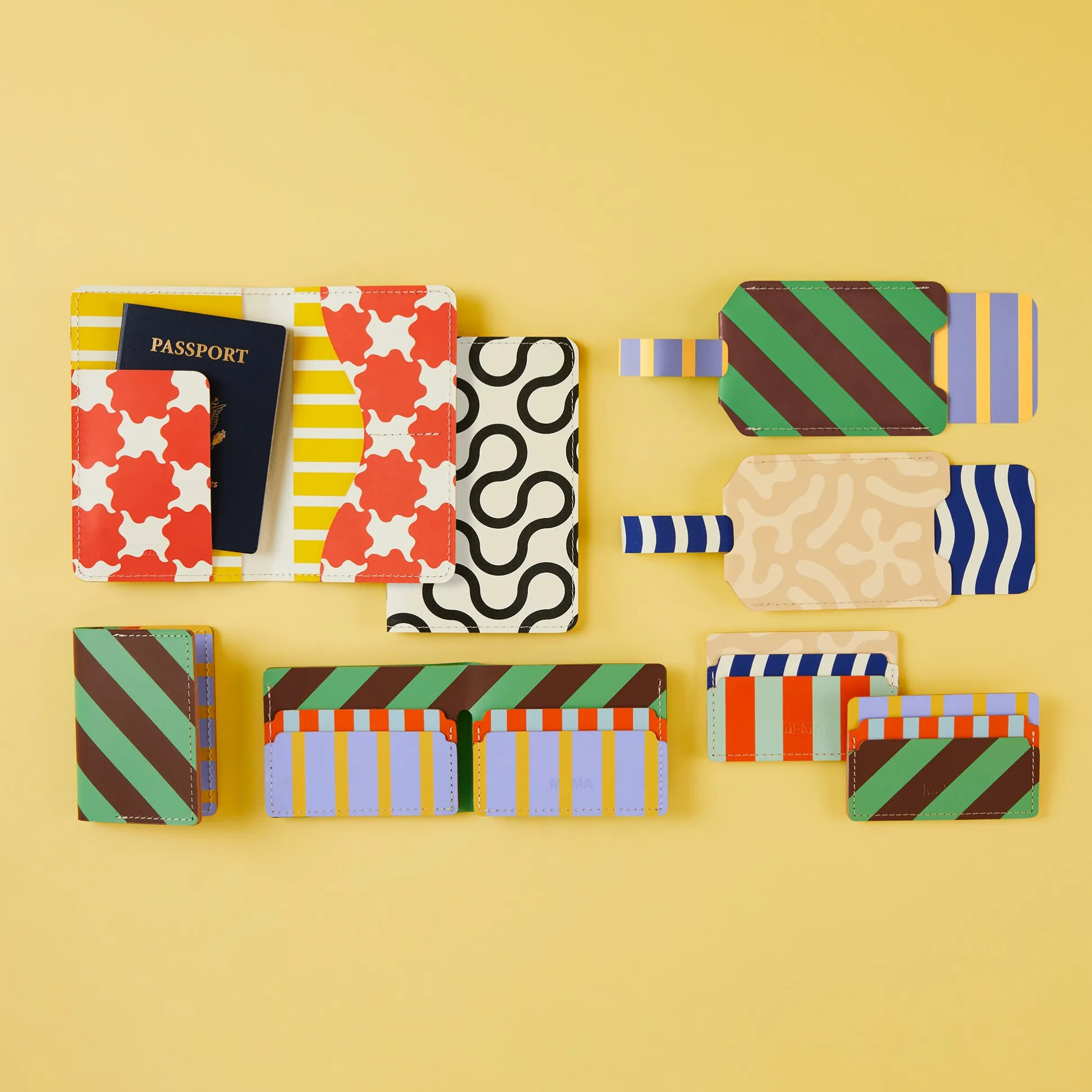 Dusen Dusen Recycled Leather Card Holder