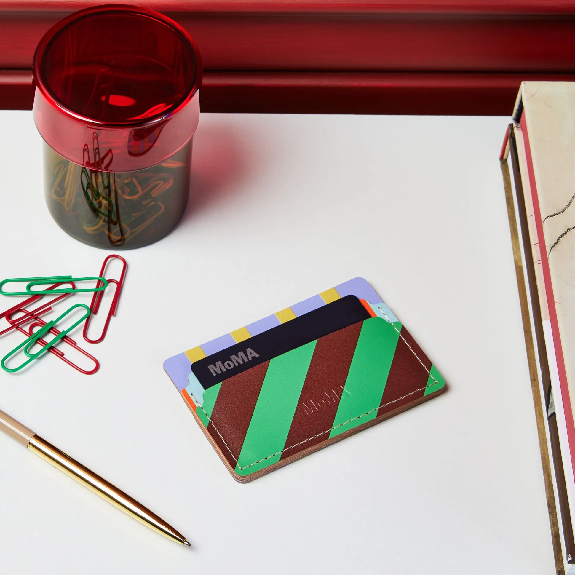 Dusen Dusen Recycled Leather Card Holder