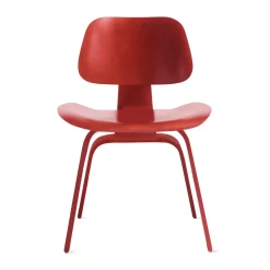 Eames® Molded Plywood Dining Chair (DCW) from Herman Miller©