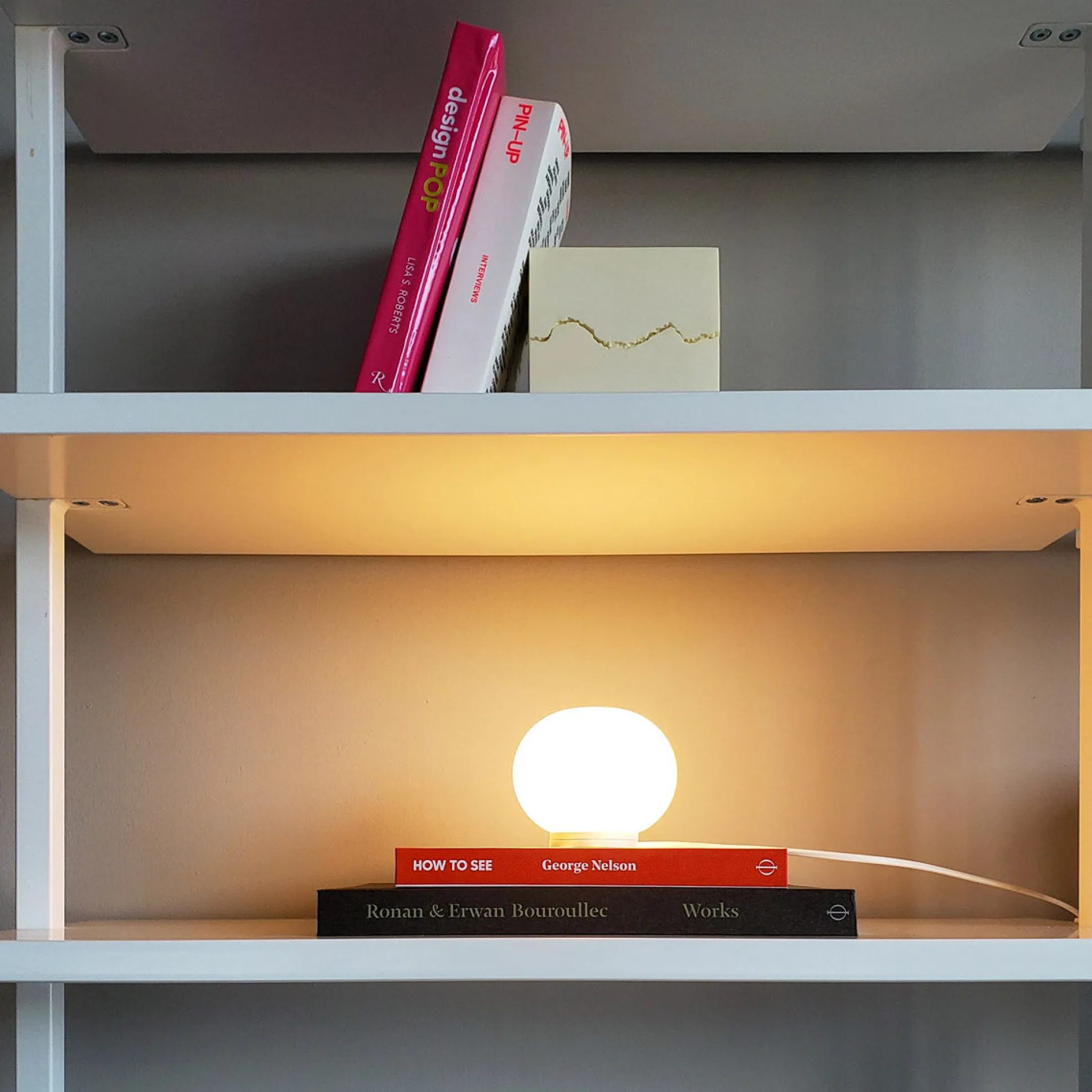 Glo-Ball Mini Table Lamp