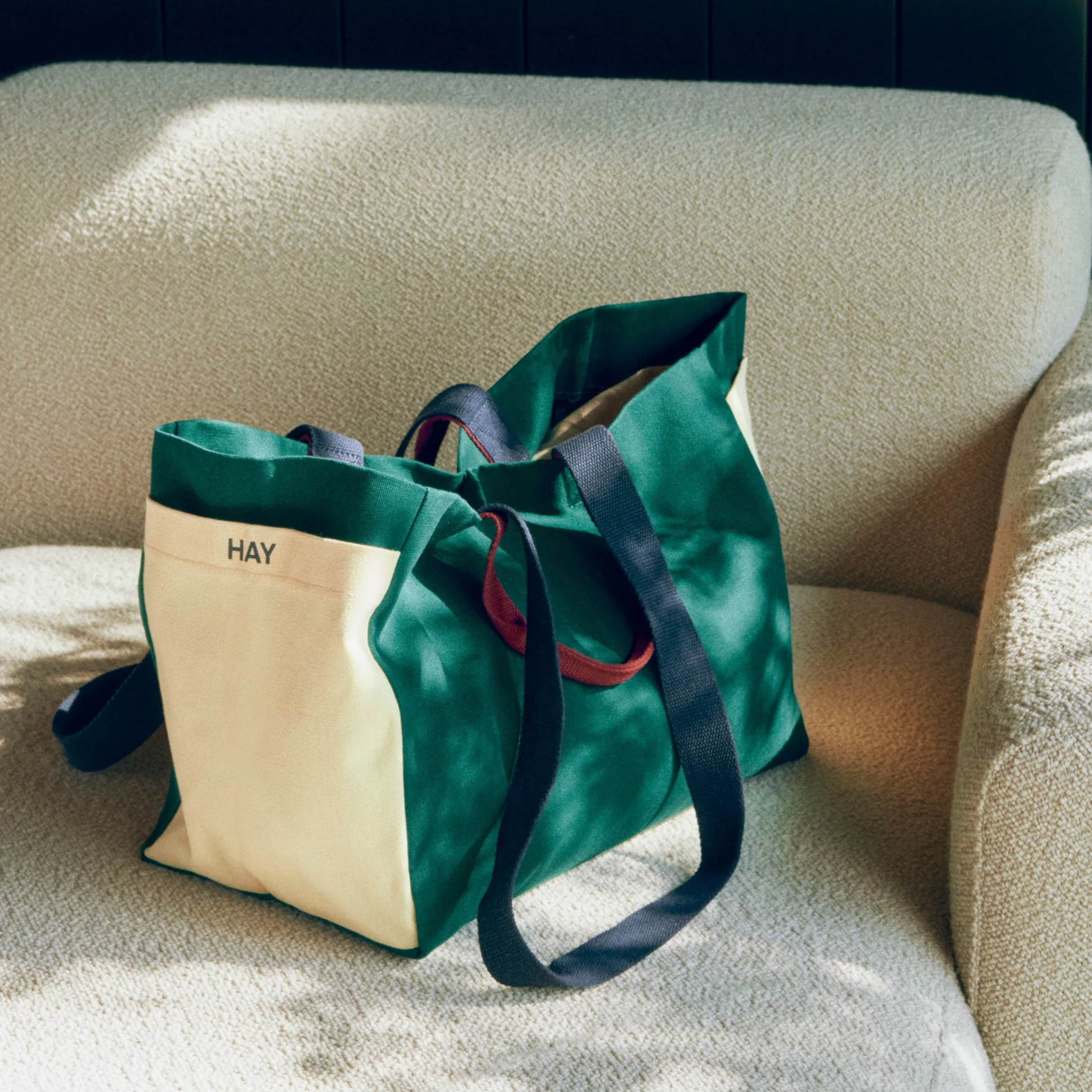HAY Weekend Multi Bag
