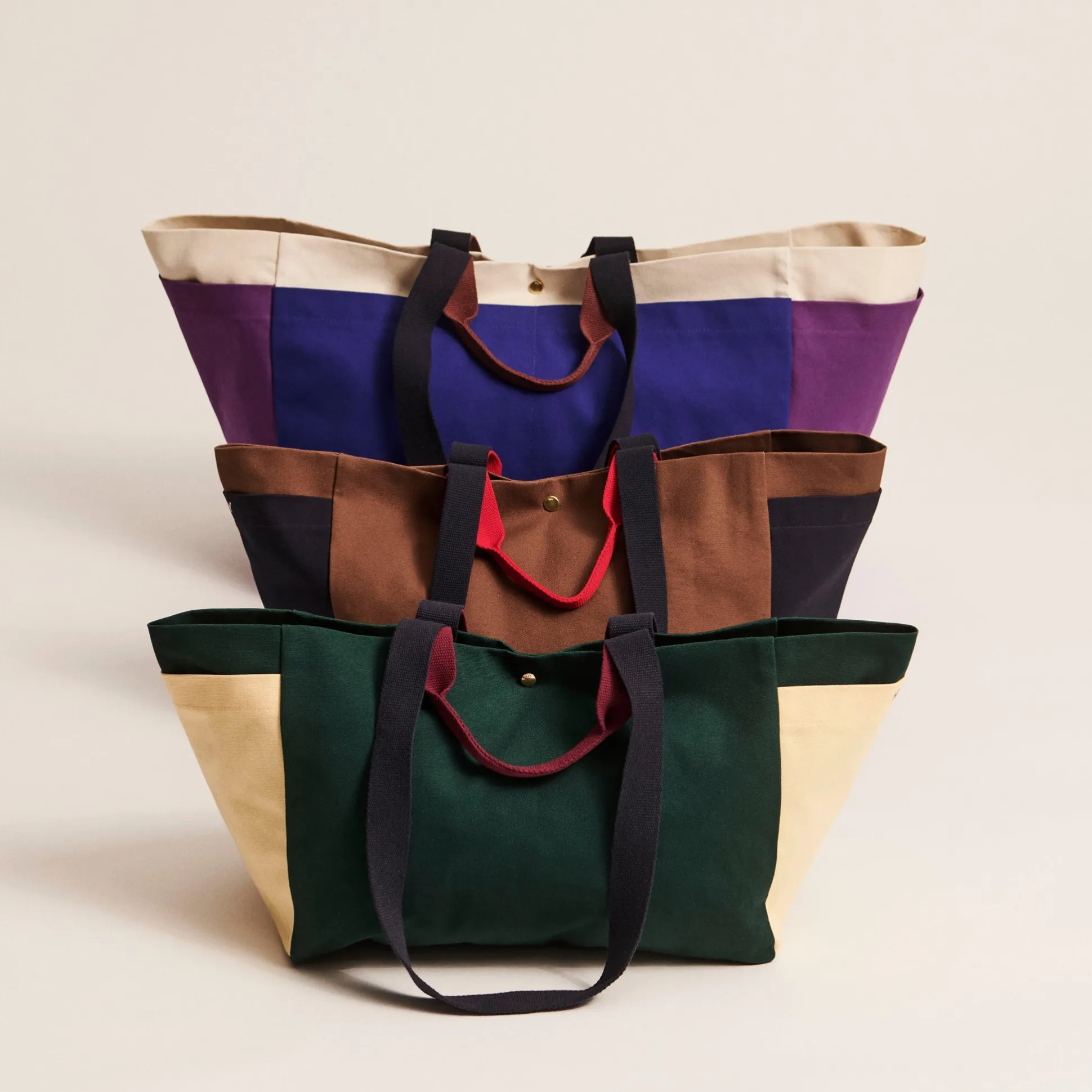 HAY Weekend Multi Bag
