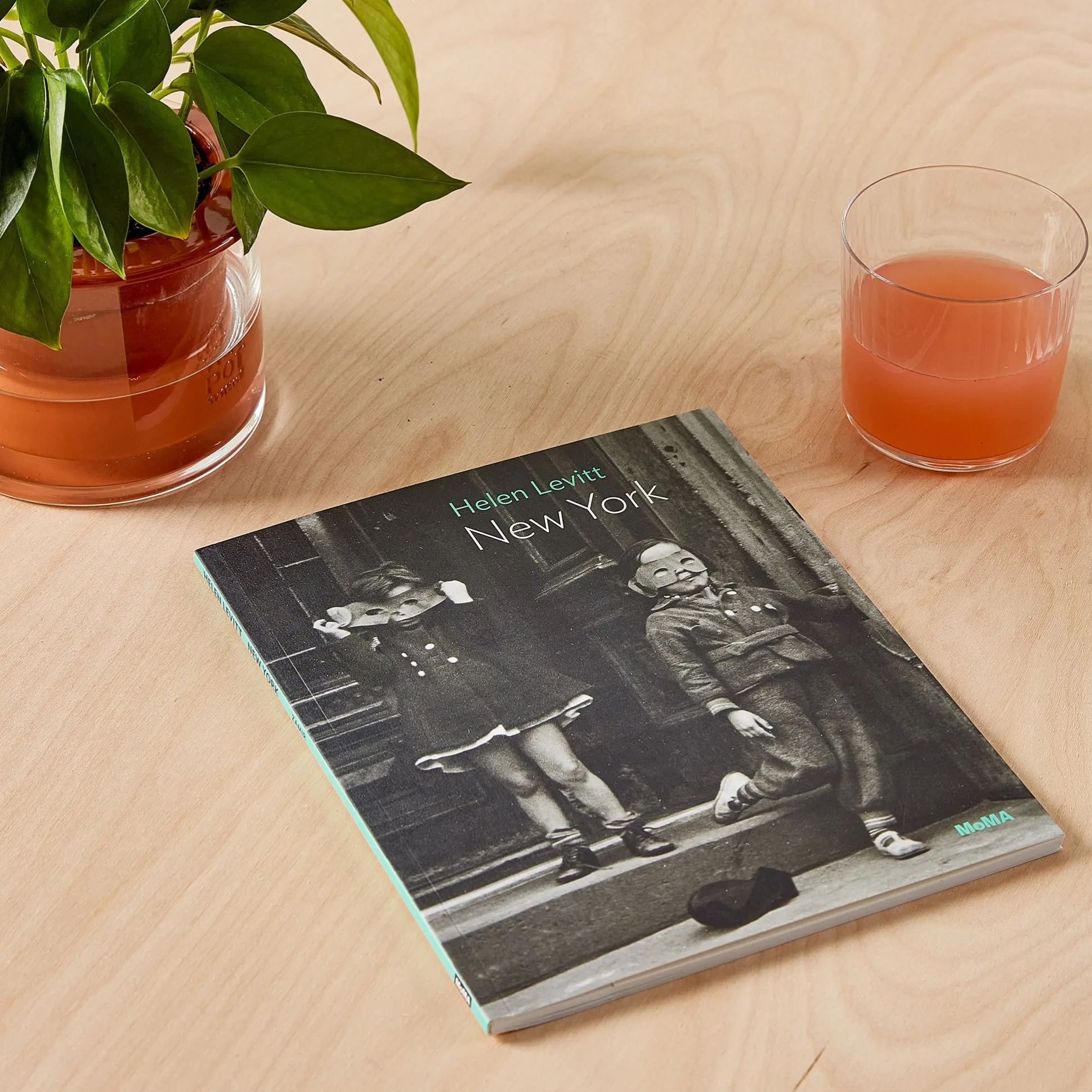 Helen Levitt: New York, One on One Series - Paperback