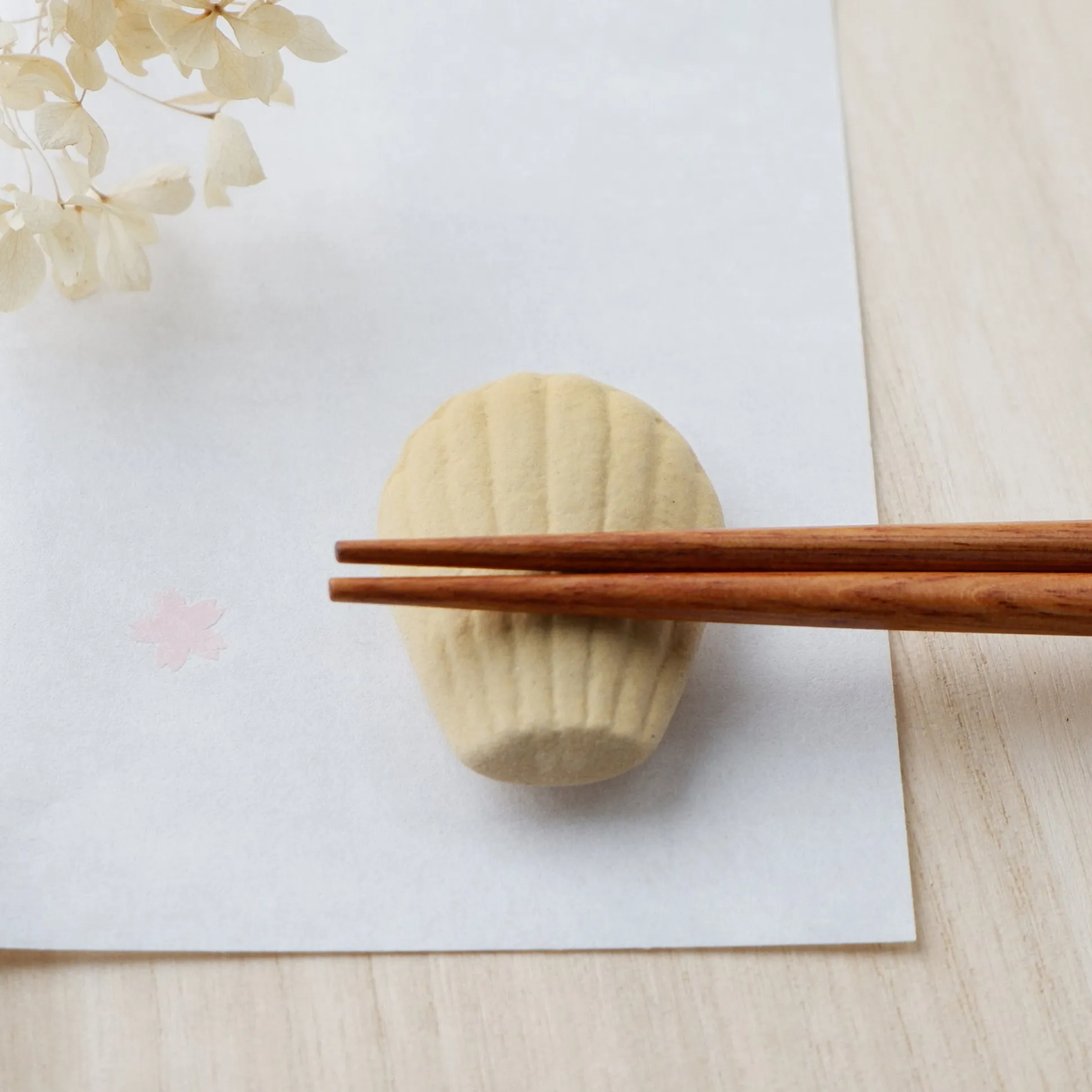 Japanese Ceramic Food Chopsticks Rest - Madeleine
