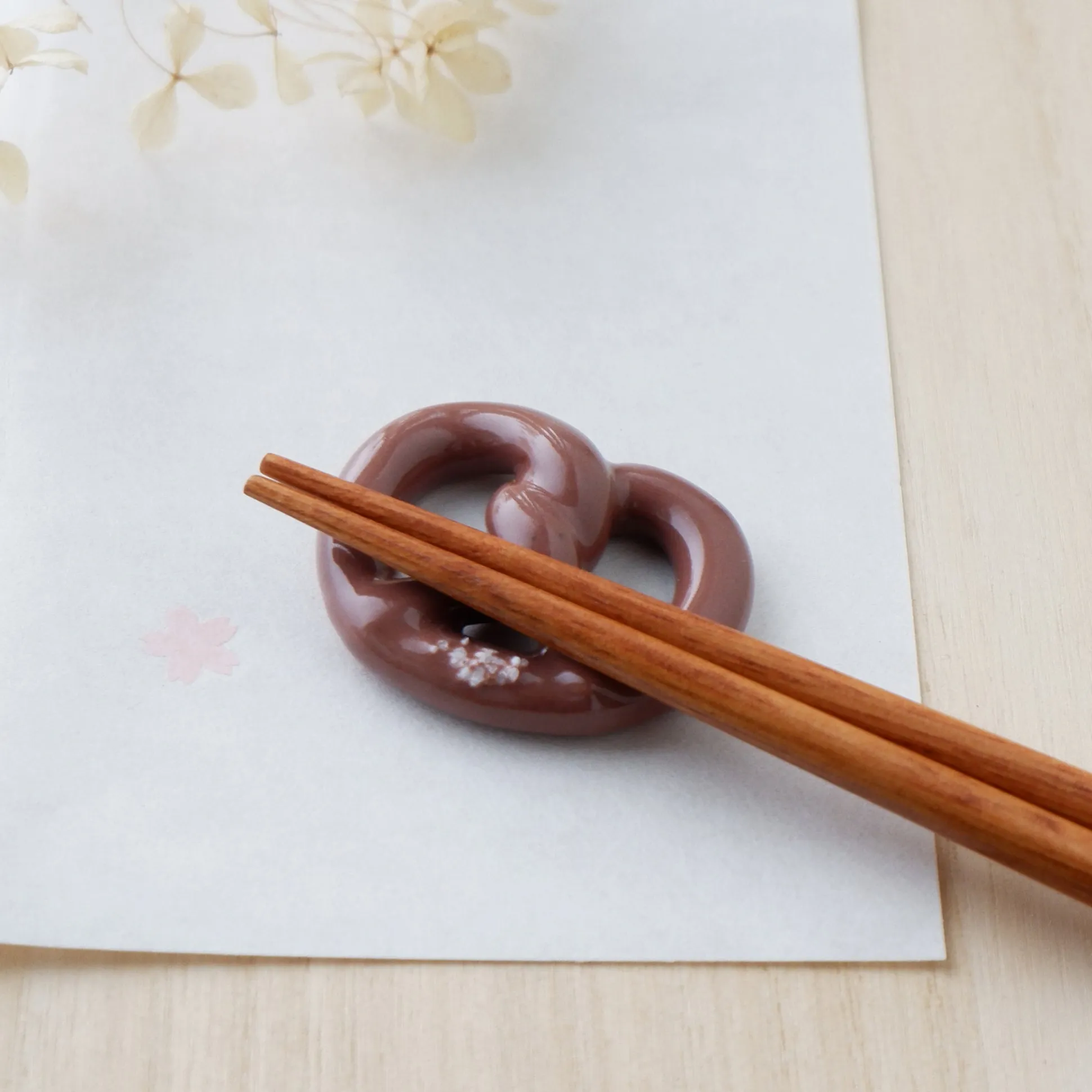 Japanese Ceramic Food Chopsticks Rest - Pretzel