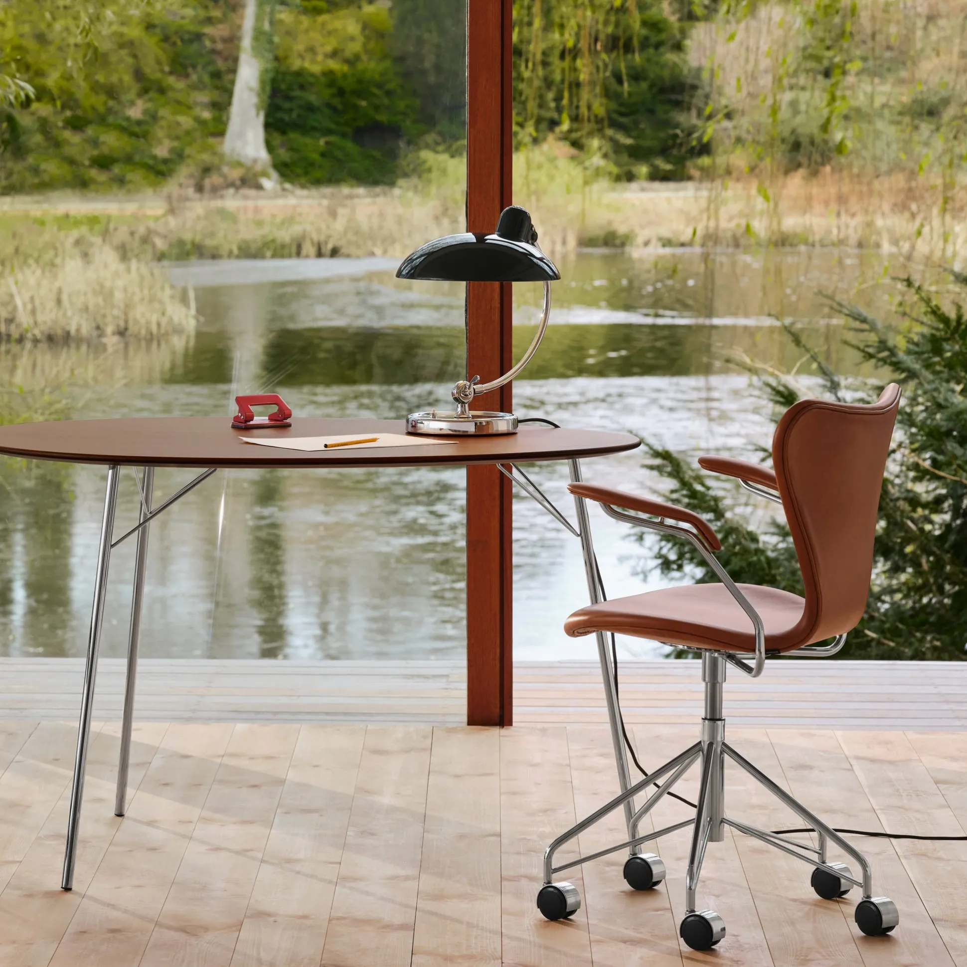 Kaiser-idell 6331 Luxus Table Lamp