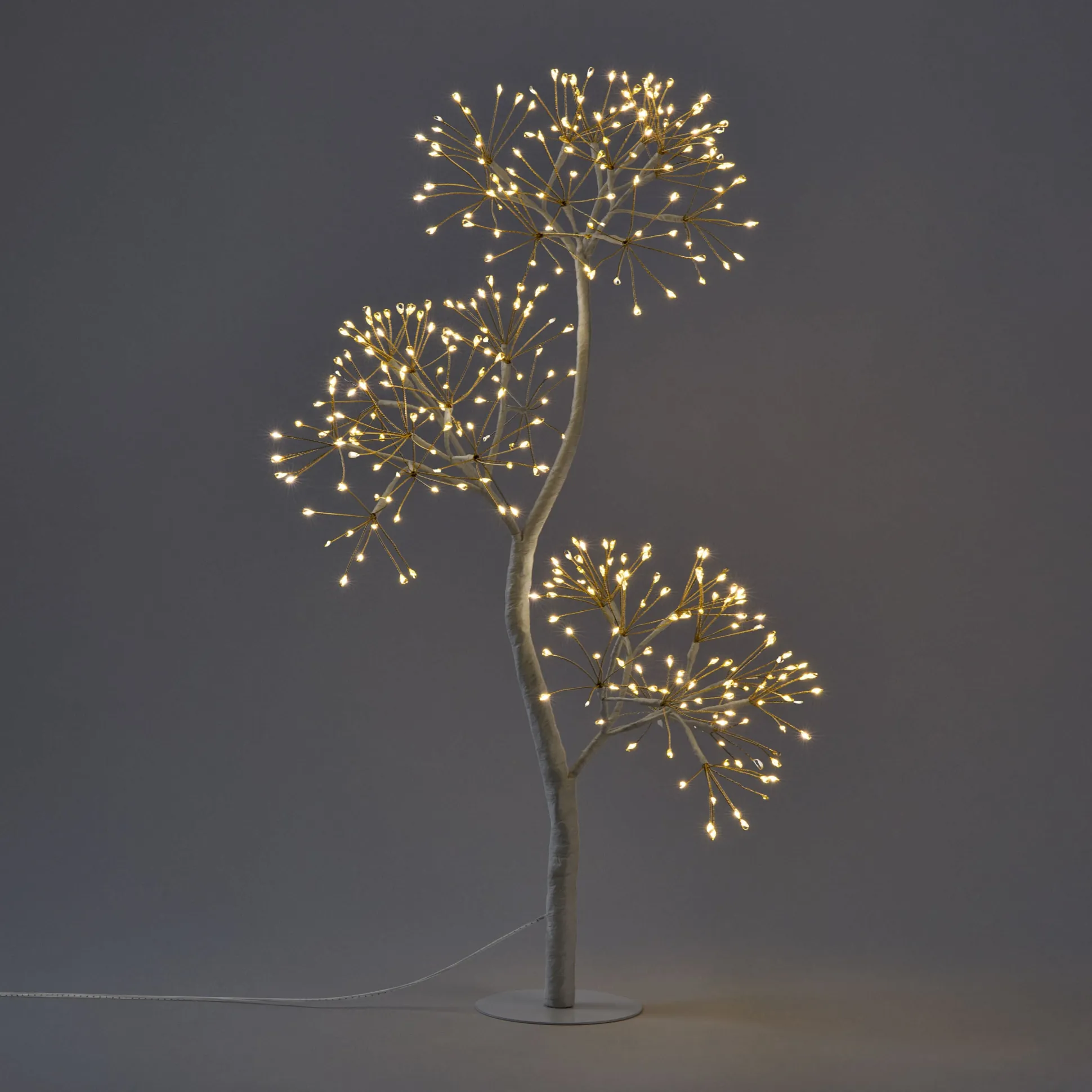 LED Lighted Twinkly Tree