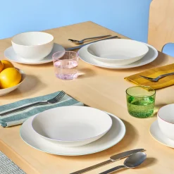 MoMA Outline Dinnerware - Set of 16