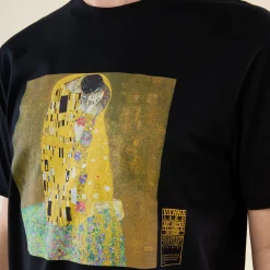 MoMA UNIQLO Gustav Klimt Poster T-Shirt
