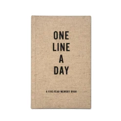One Line a Day: A Five-Year Memory Book - Clothbound
