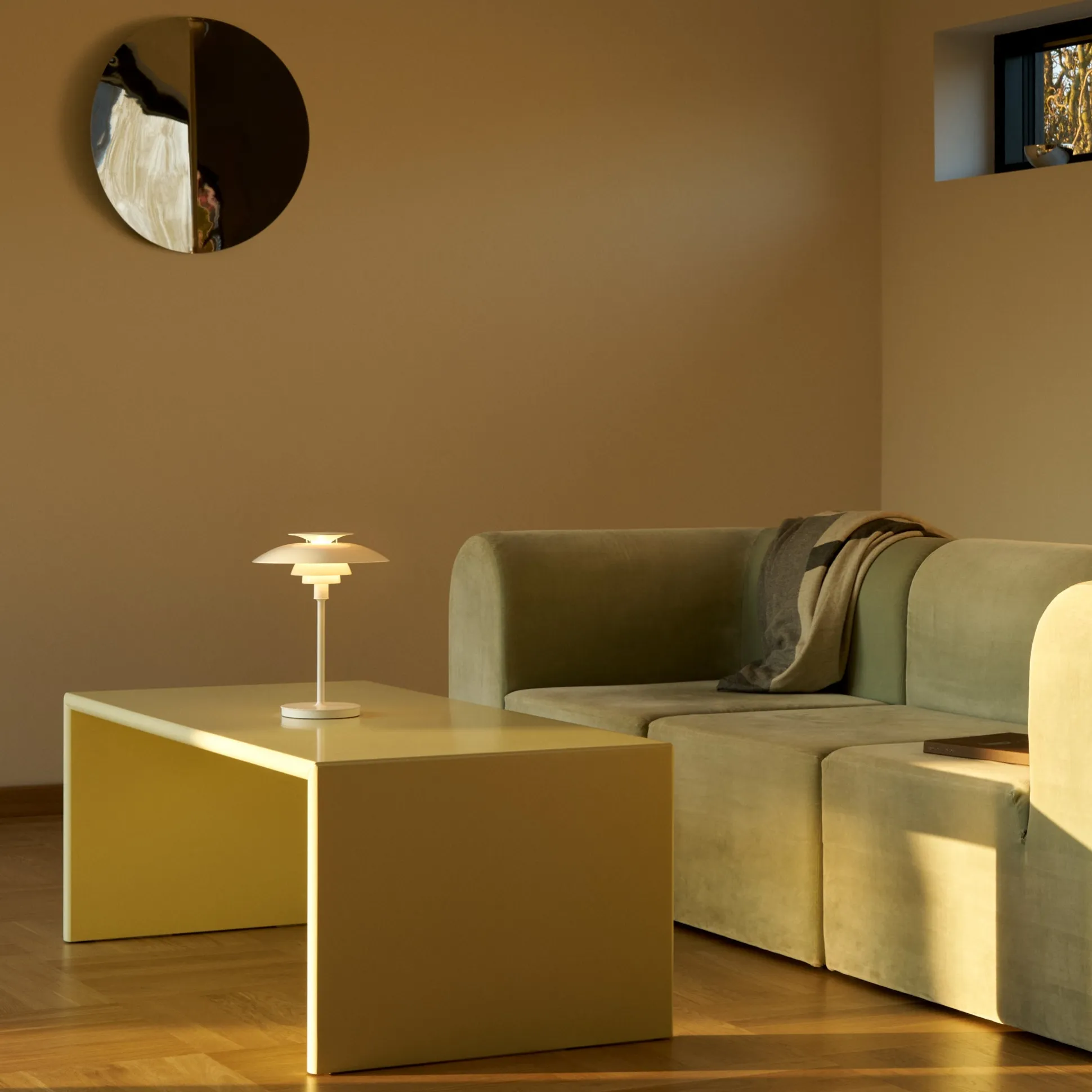 PH 80 Portable Table Lamp