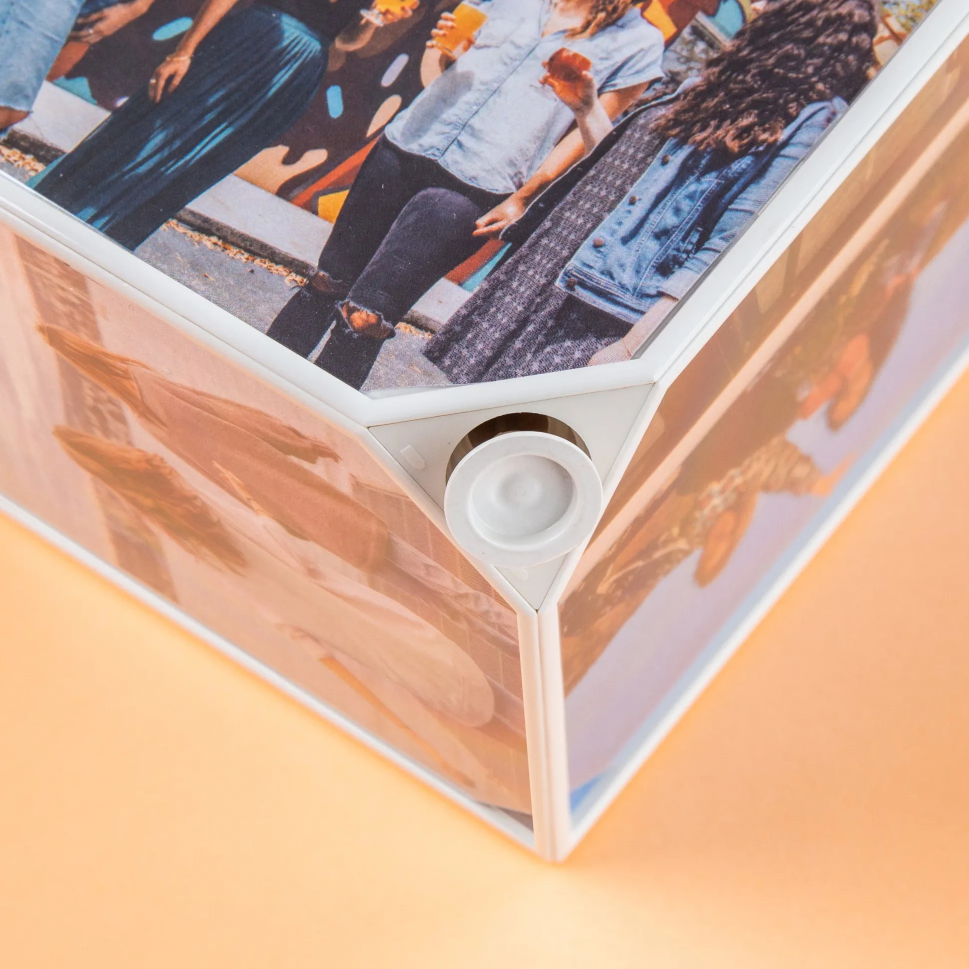 Rotating Cube Photo Frame