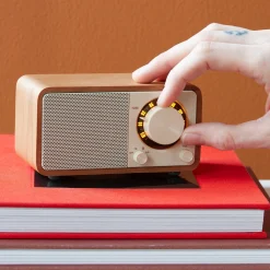 Sangean WR-7WL Bluetooth Speaker / FM Wooden Cabinet Radio