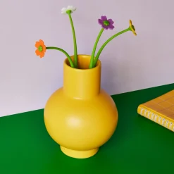 Single Flower Pen