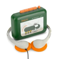 Snoopy's Beagle Scouts CP-81 Cassette Player