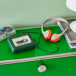 Snoopy's Beagle Scouts CP-81 Cassette Player