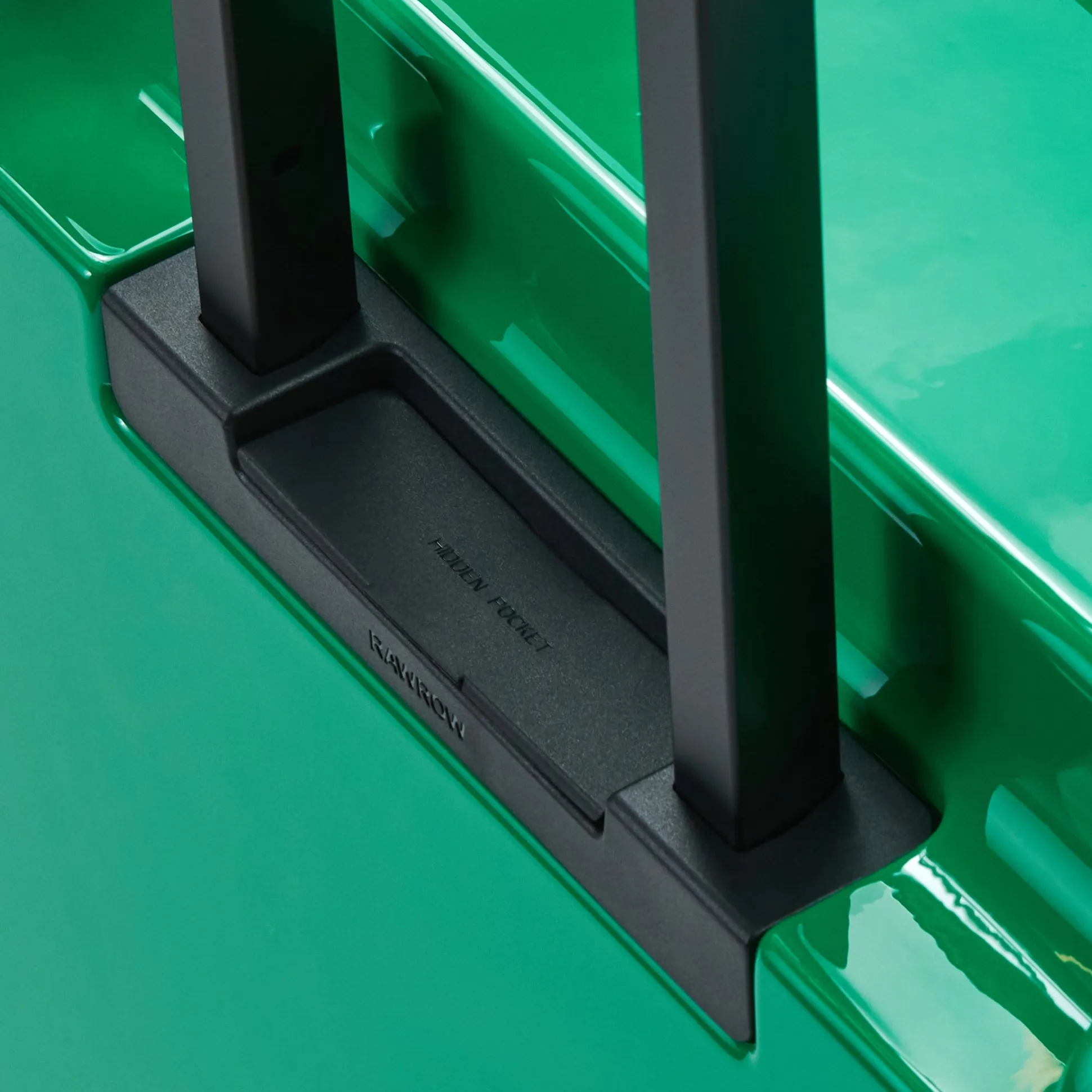 Square Expandable Suitcase with TT Handle - Carry-On