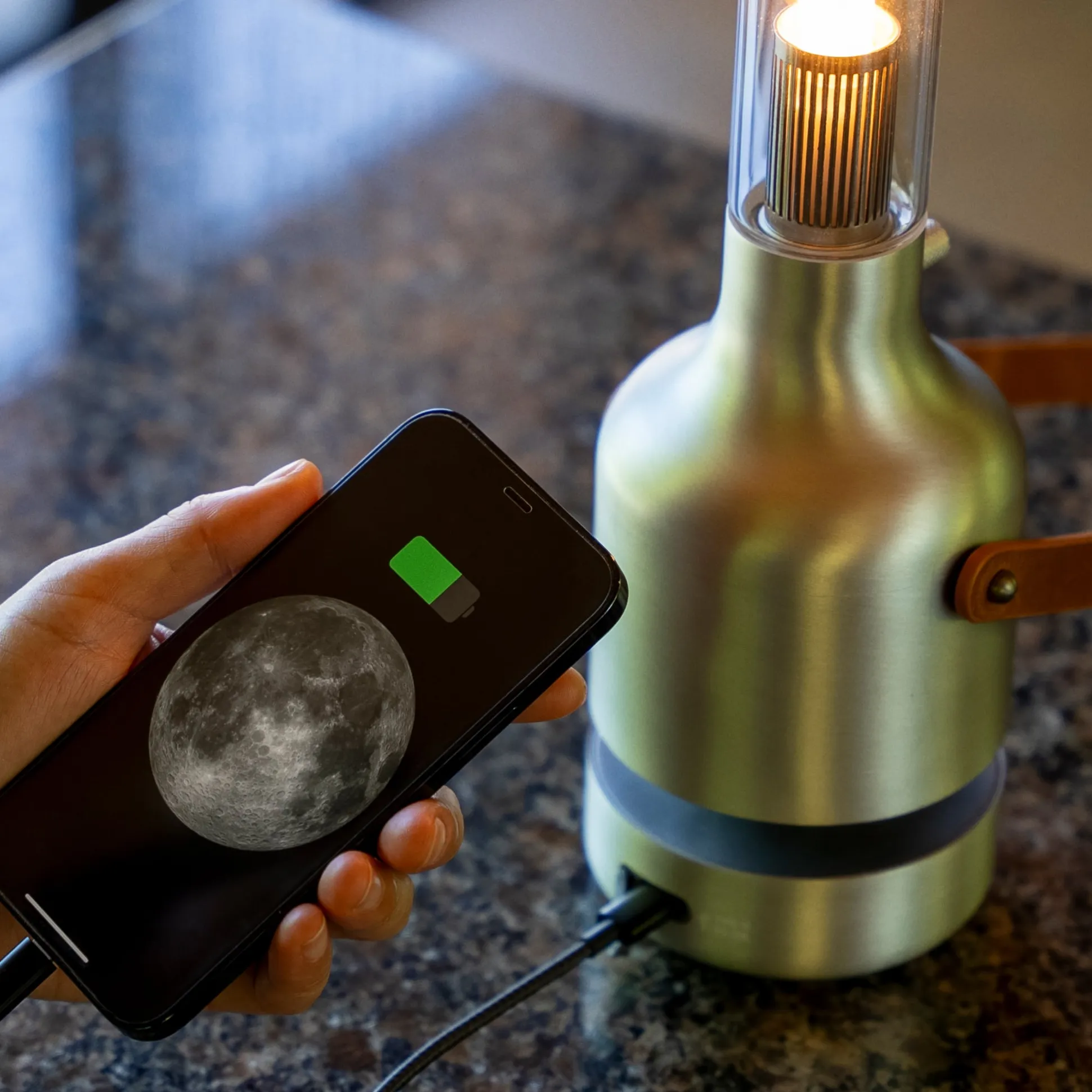 Ultima Portable Lantern Speaker